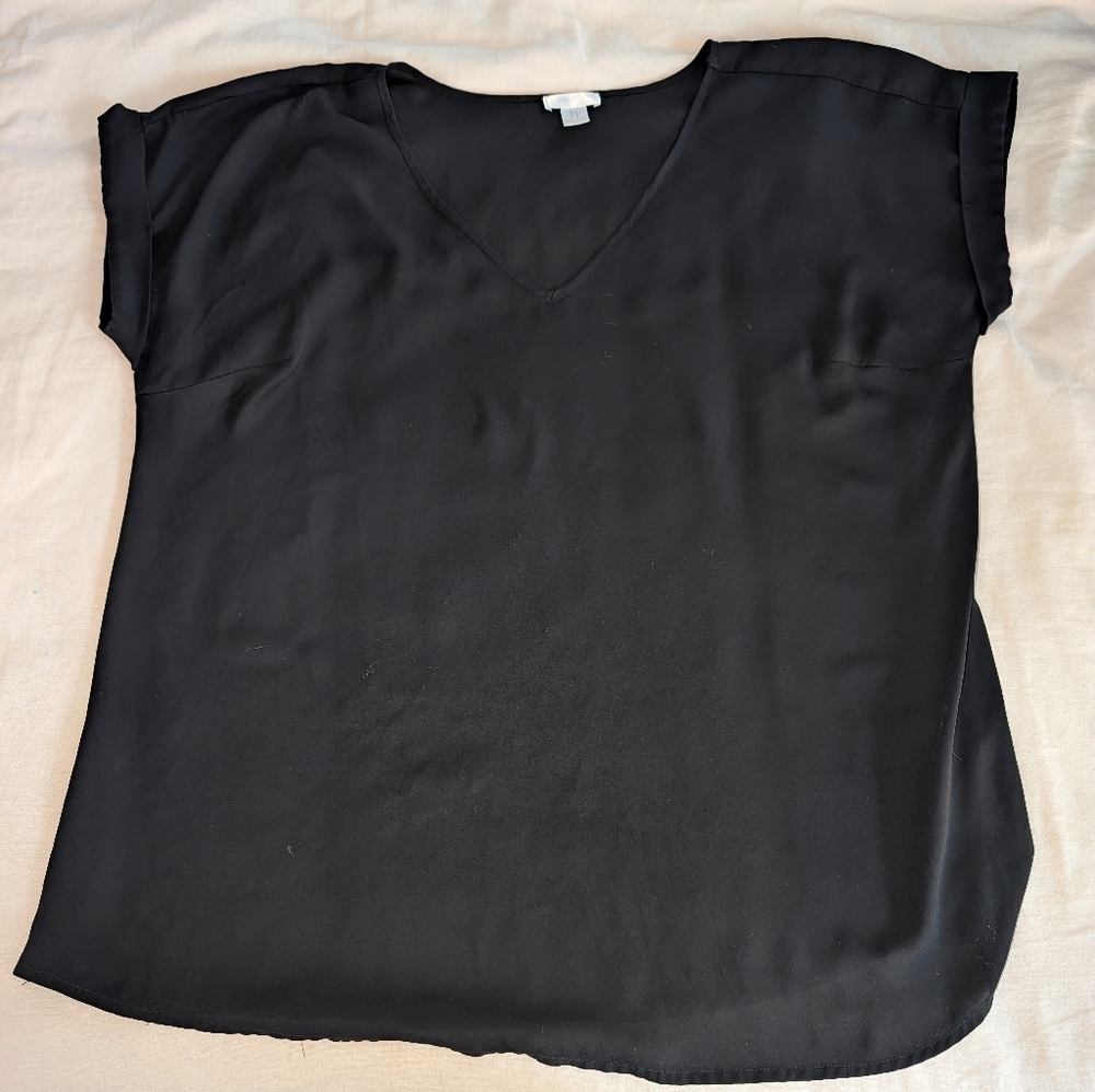 Motherhood Maternity Sheer V-Neck Cap Sleeve Tunic Blouse, L